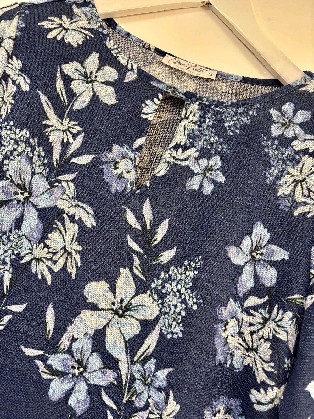 Pippa keyhole cosy top