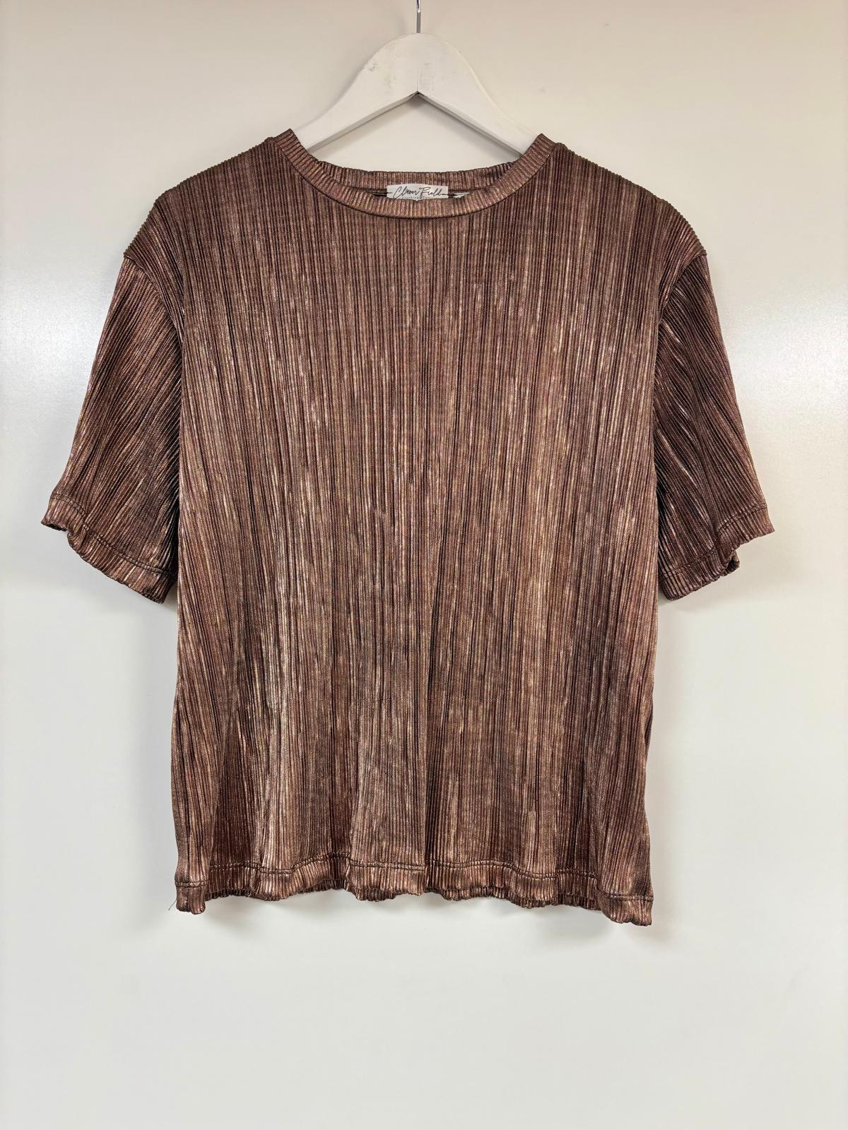 Tally metallic plisse tee