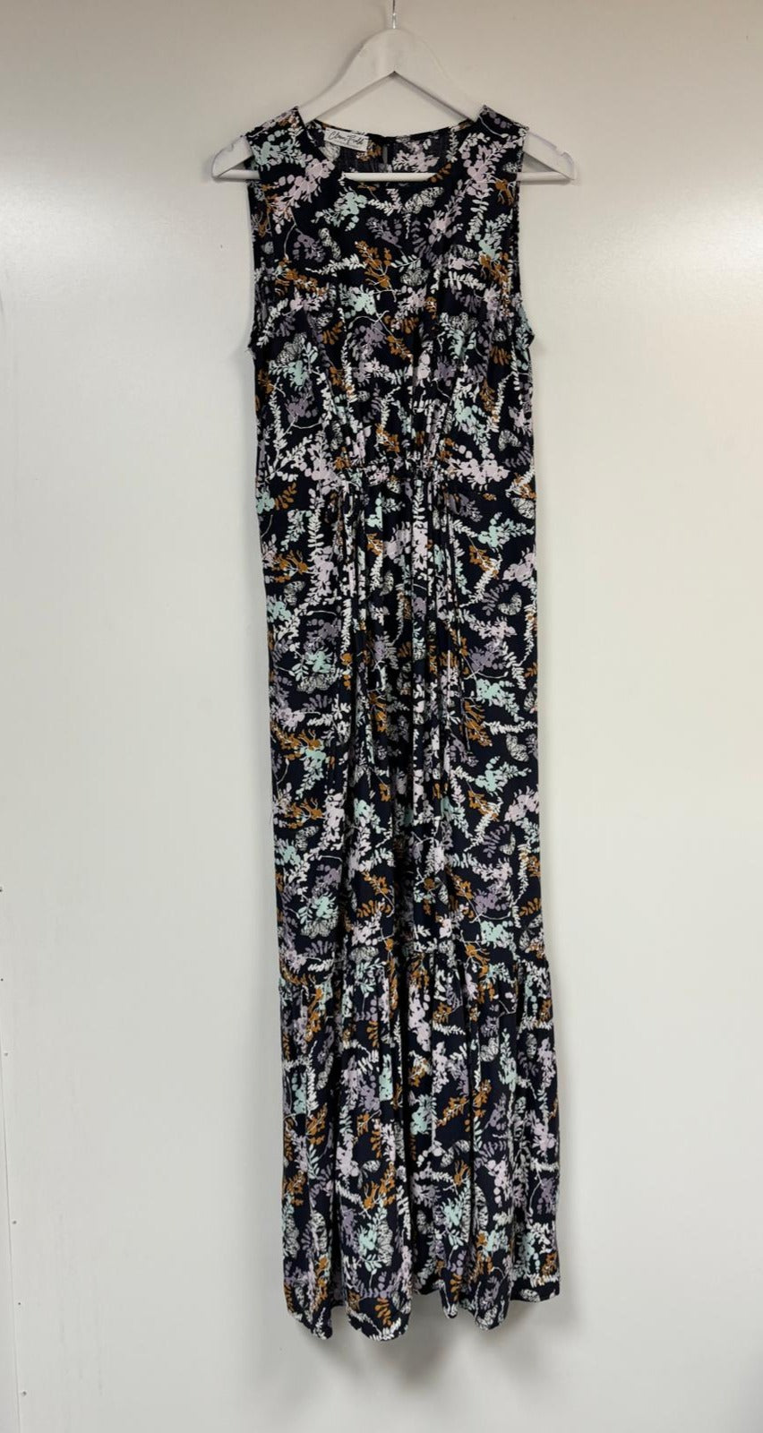 Zella - Waisted maxi dress